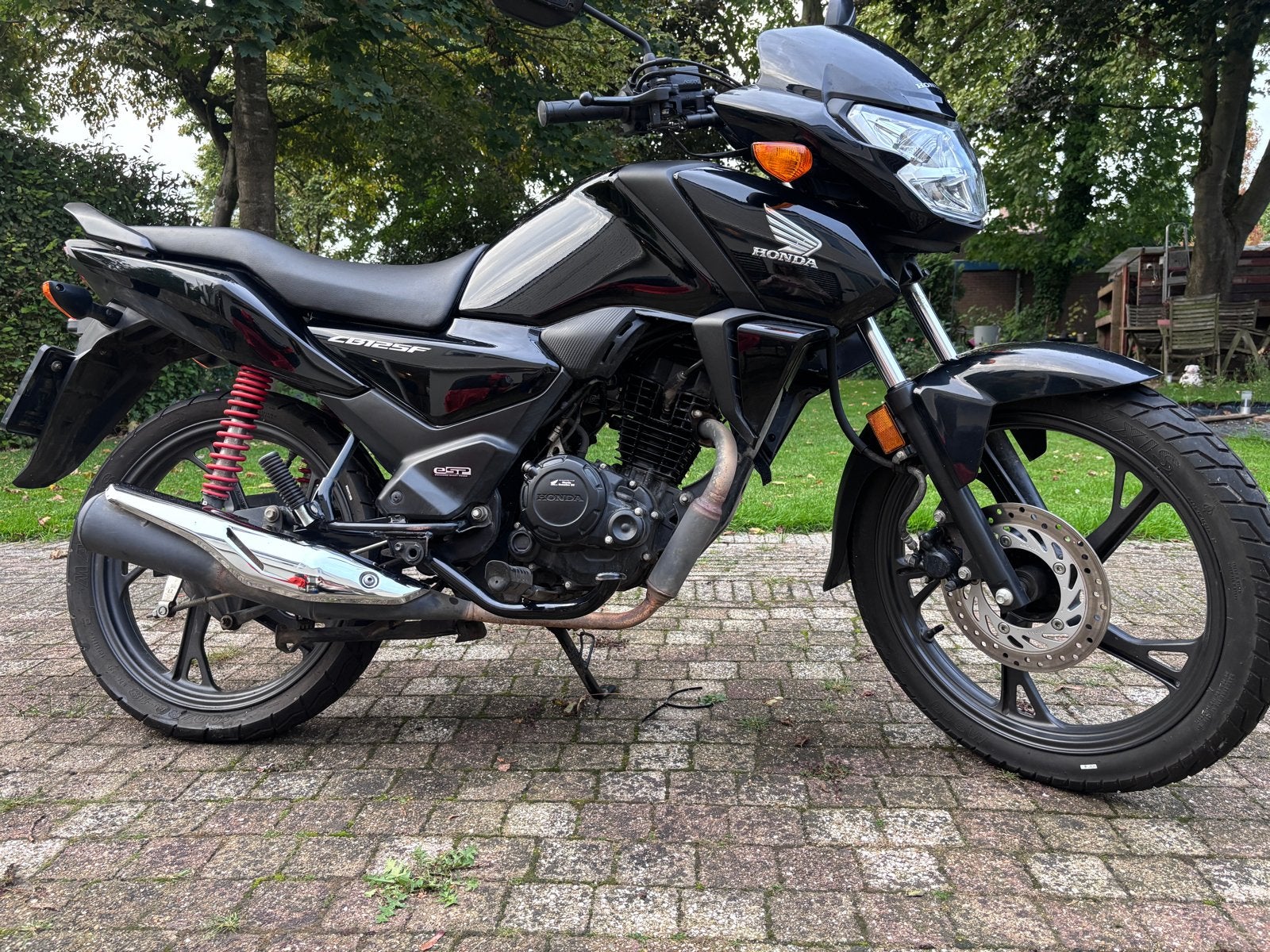 Honda CB 125F