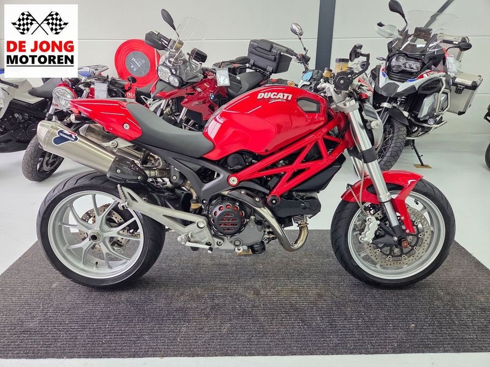Ducati Monster 1100