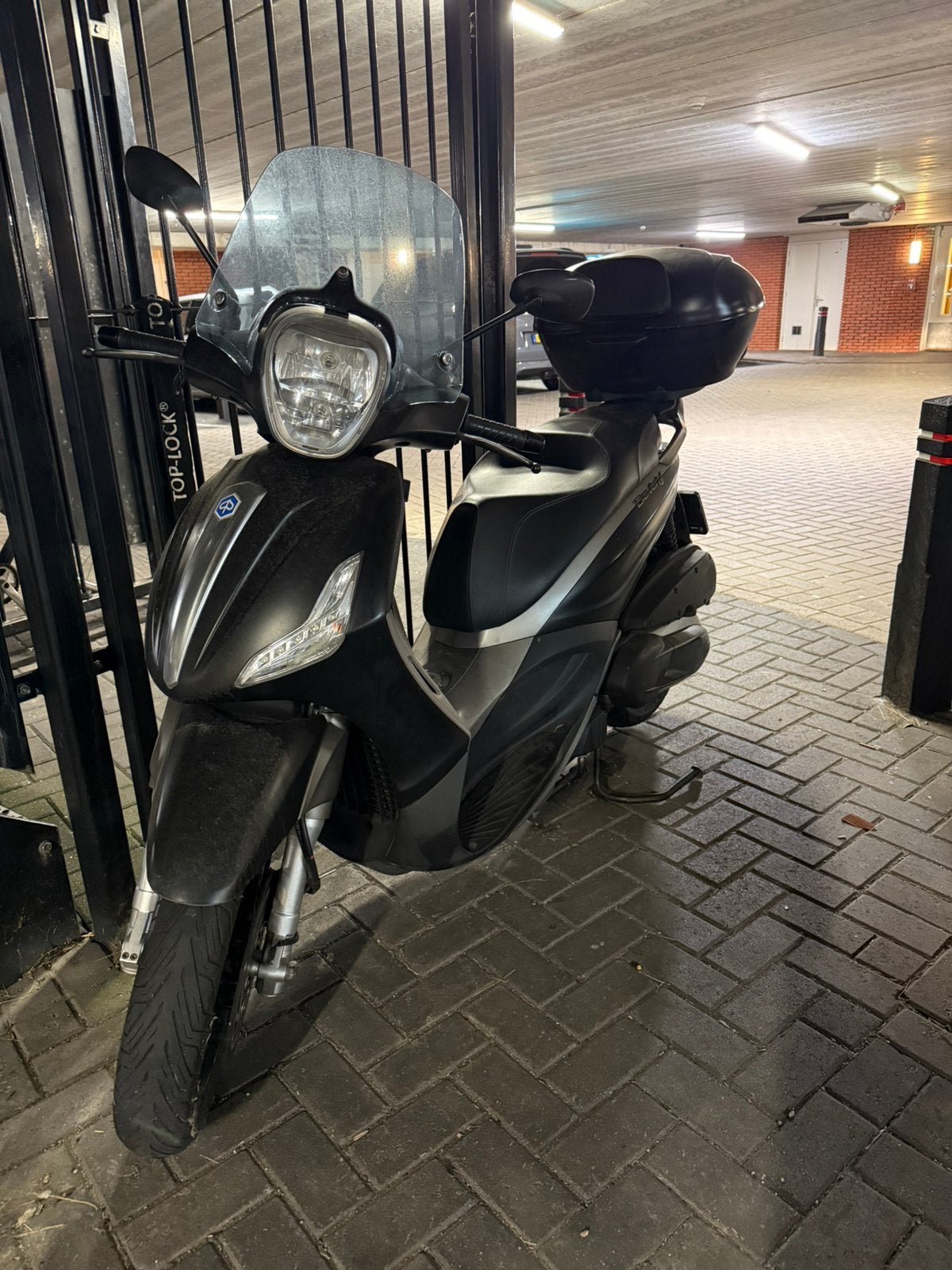 Piaggio Beverly 350