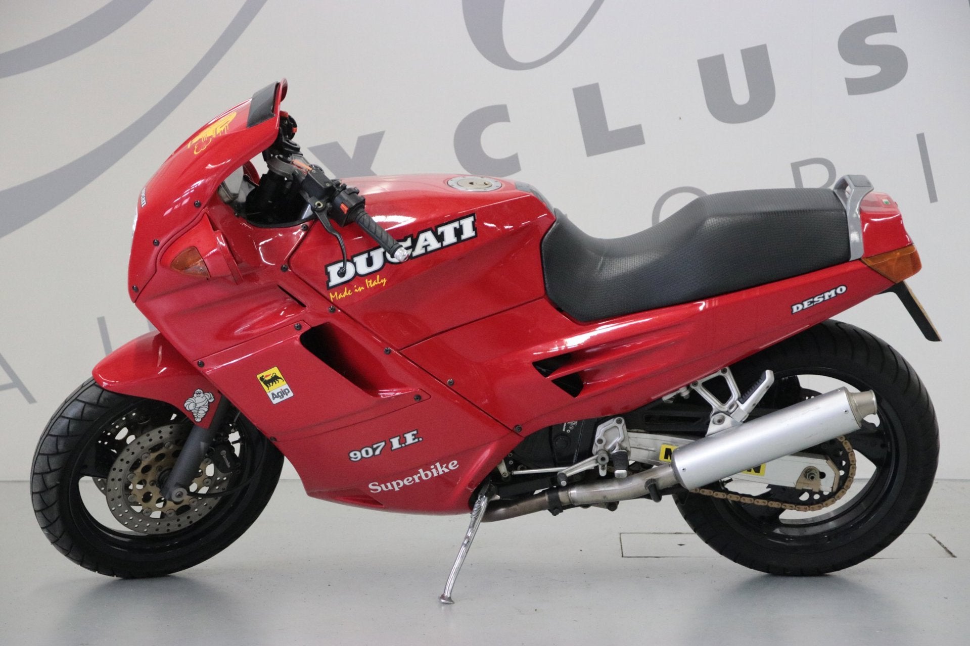 Ducati 900 SS