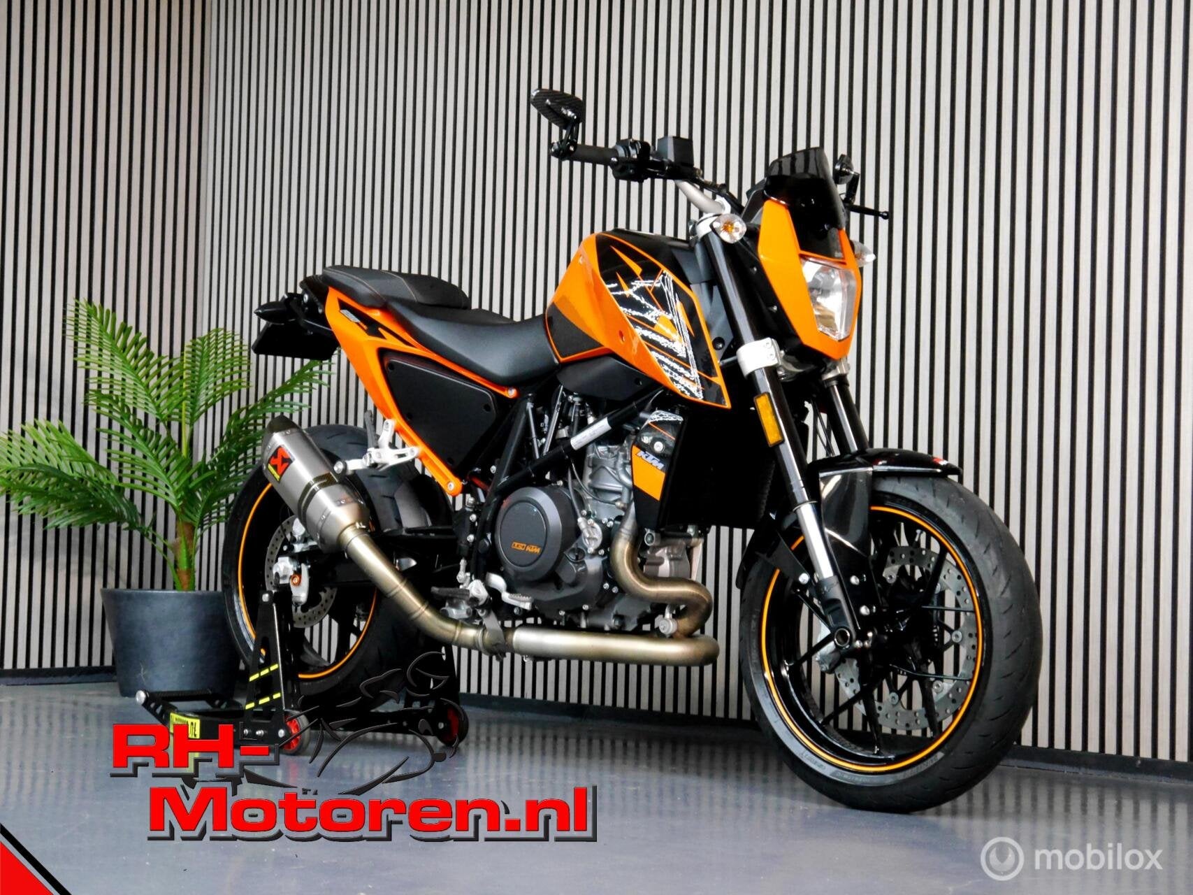 KTM 690 Duke