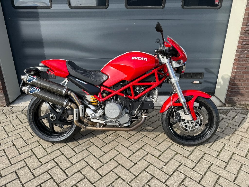 Ducati Monster S2R 800