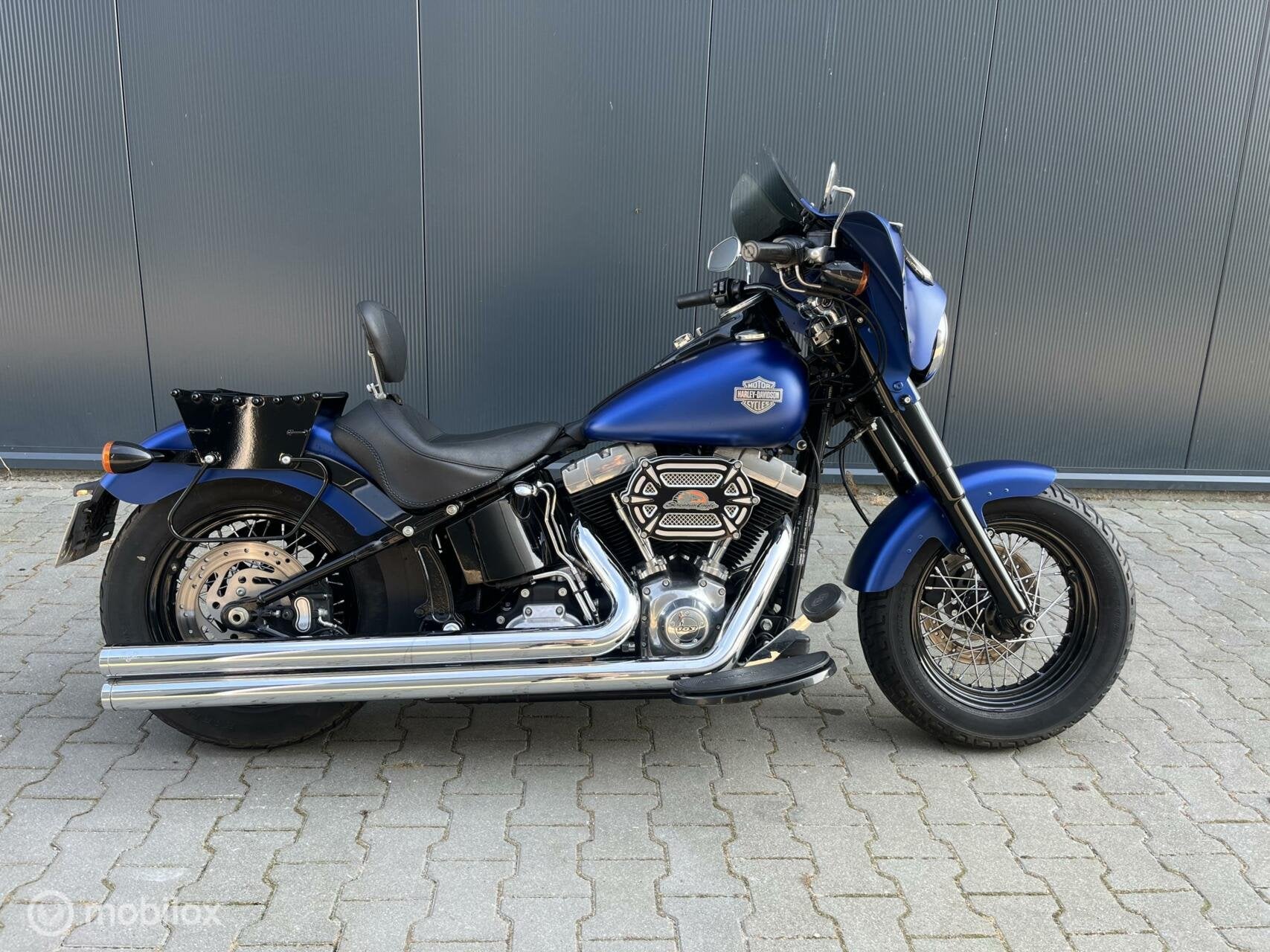 Harley-Davidson FLS Softail Slim