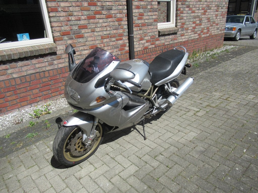 Ducati ST4