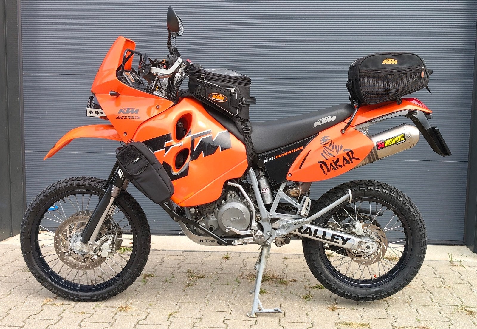 KTM 640 LC4 Supermoto