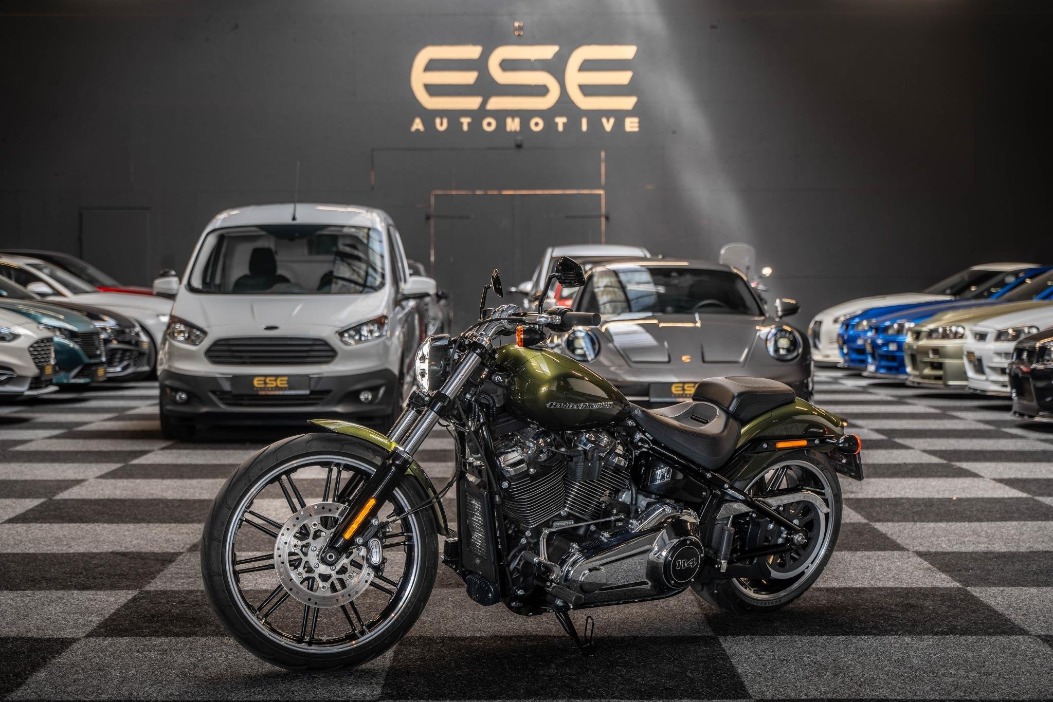 Harley-Davidson FXBRS Breakout 114