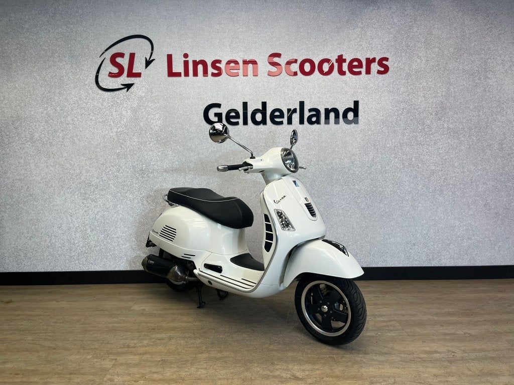 Vespa GTS 300