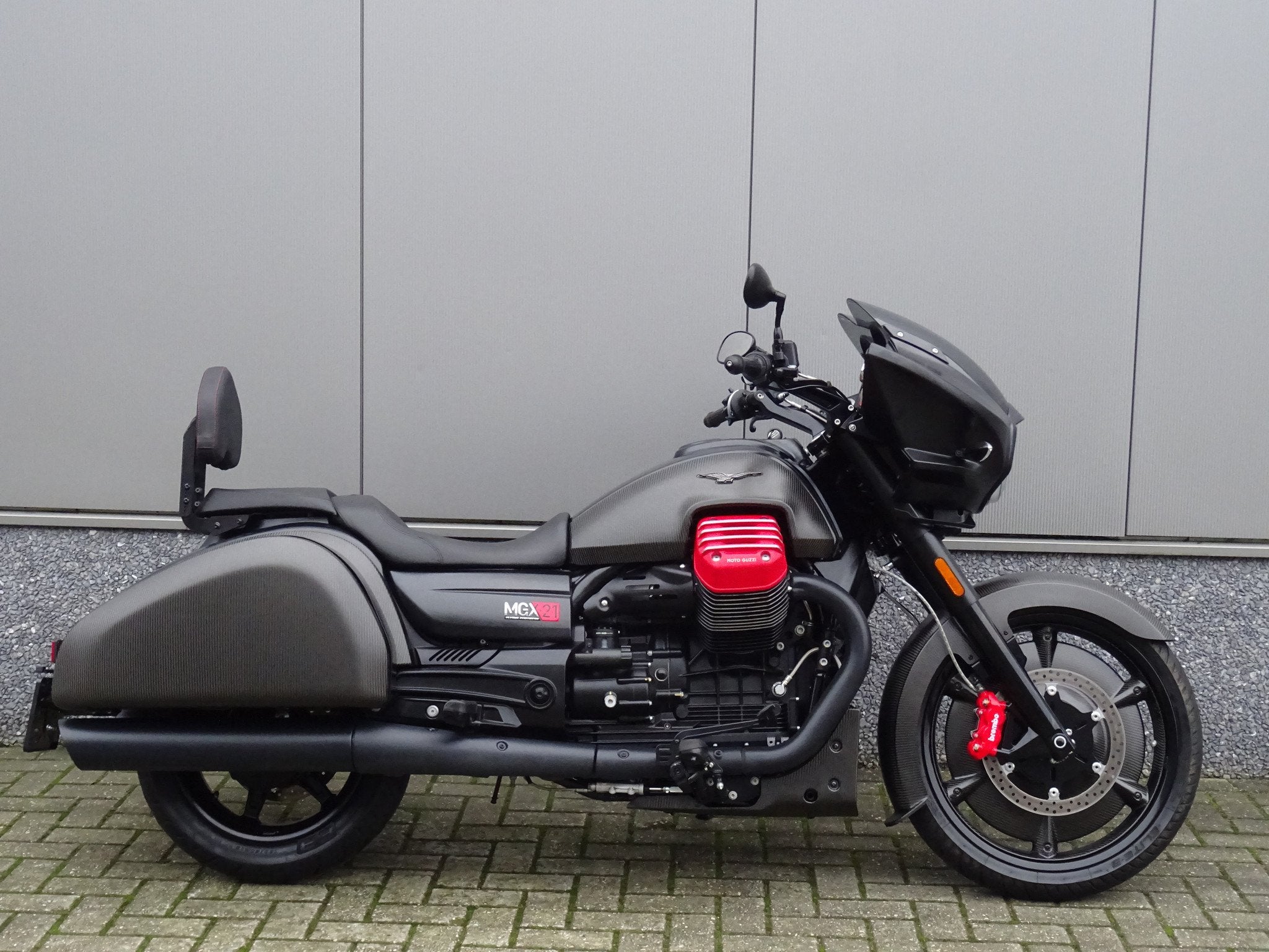 Moto Guzzi MGX-21 Flying Fortress