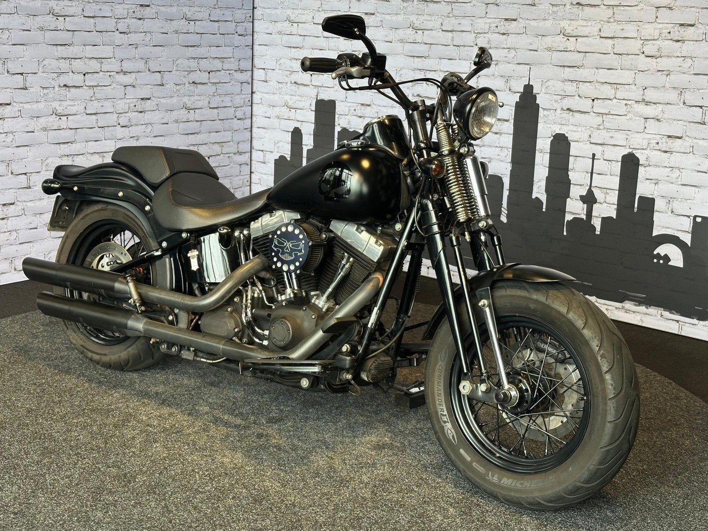 Harley-Davidson FLSTSB Softail Cross Bones