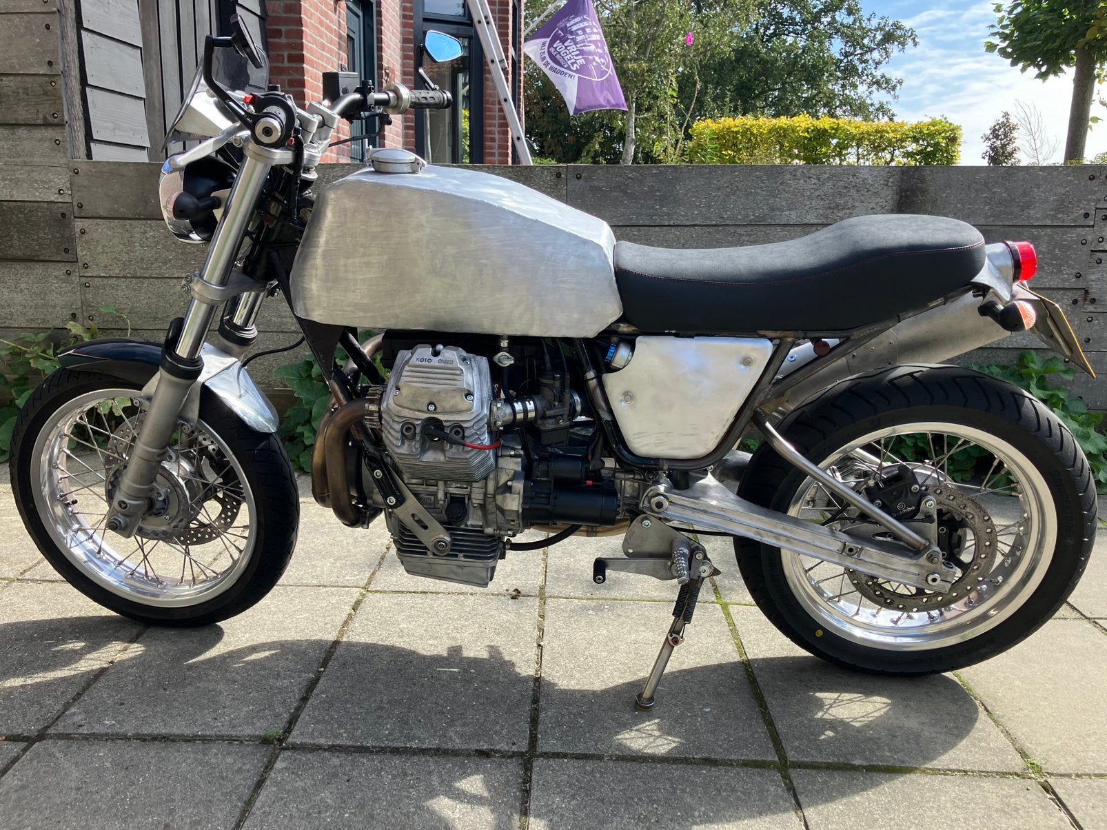 Moto Guzzi Nevada 750