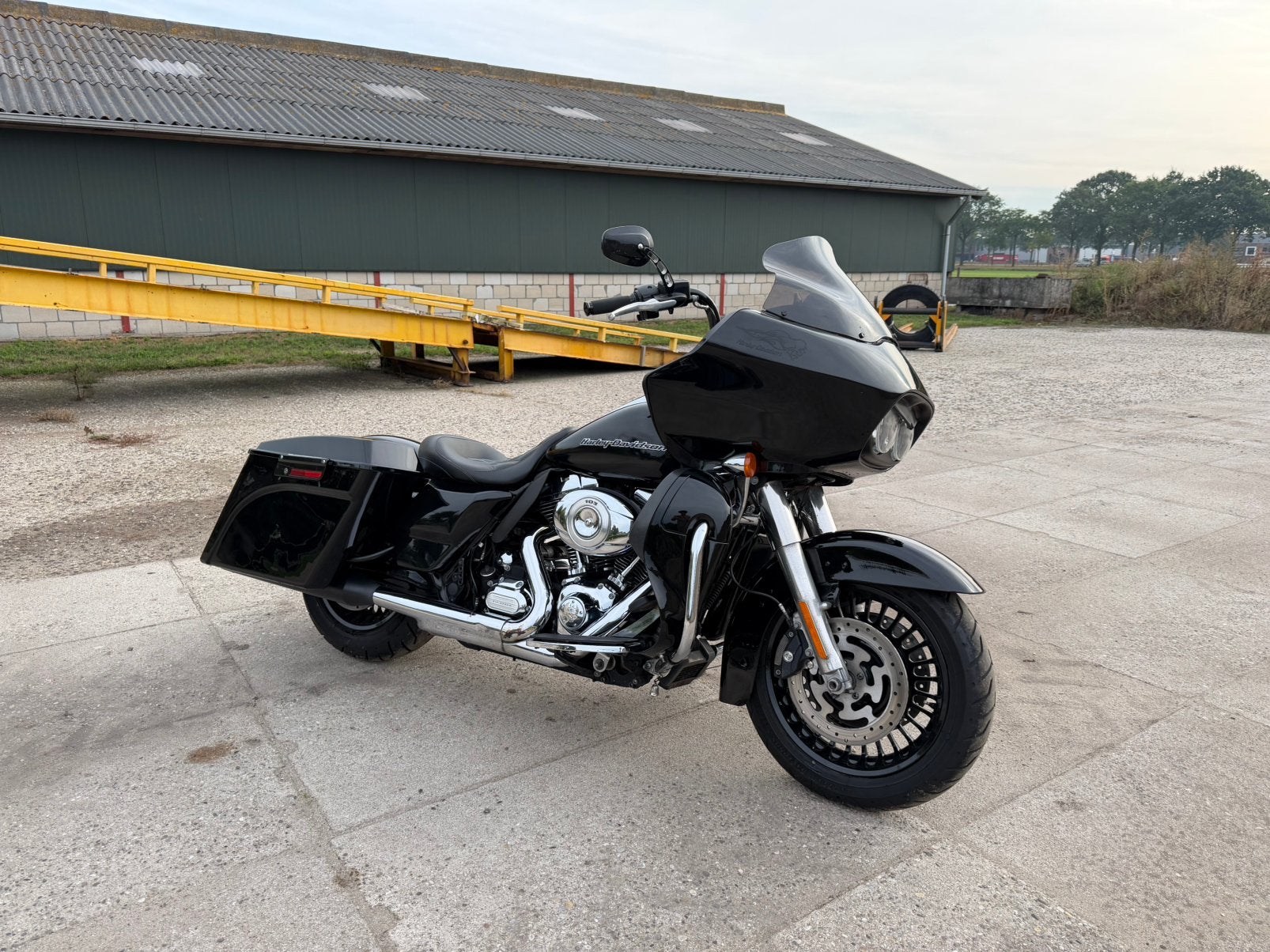 Harley-Davidson FLTRU Road Glide Ultra