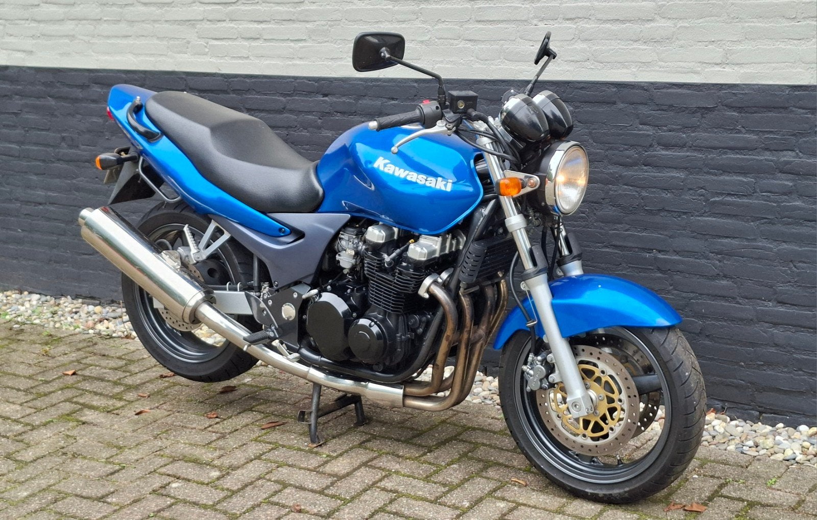 Kawasaki ZR-7