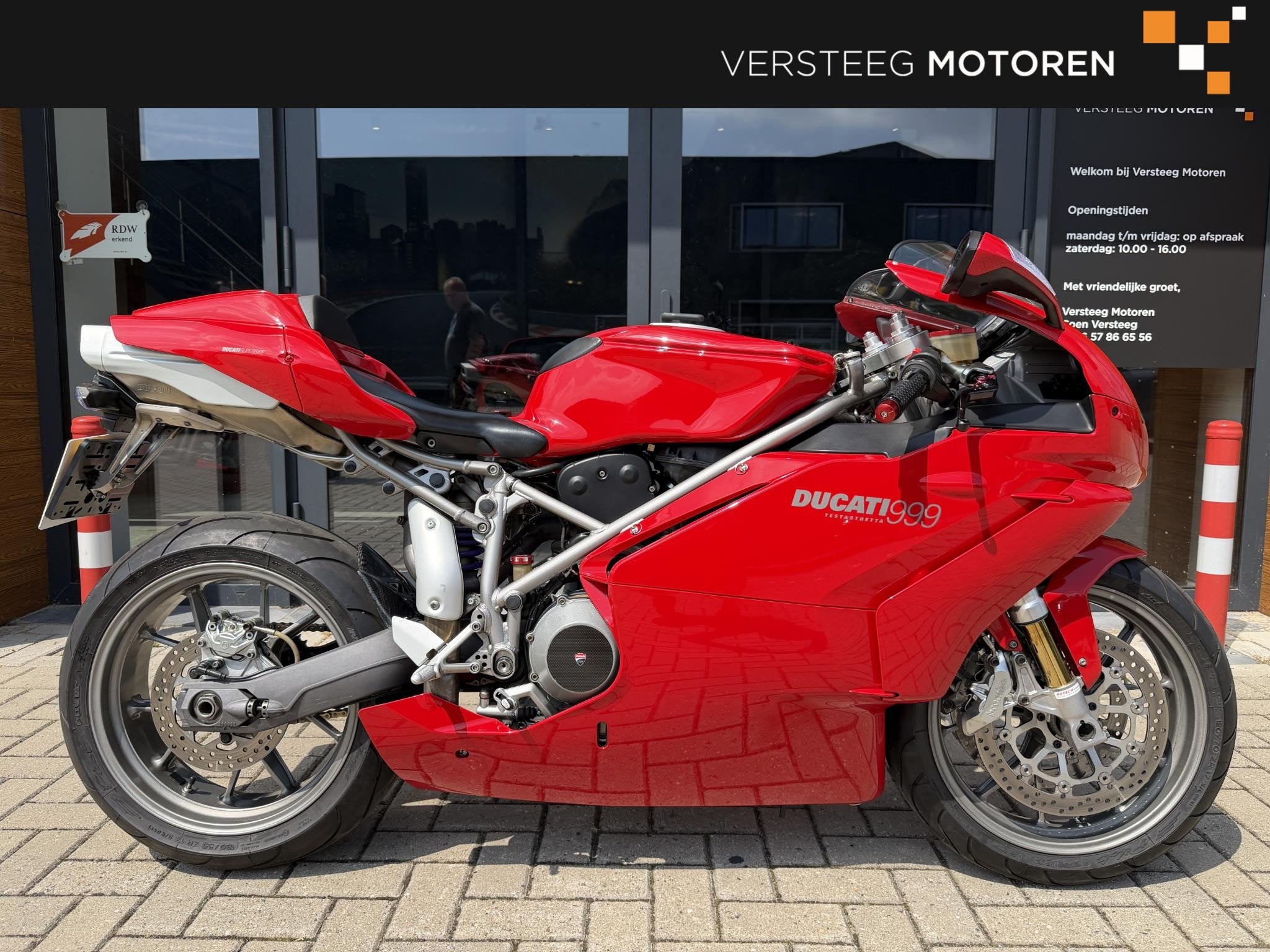 Ducati 999