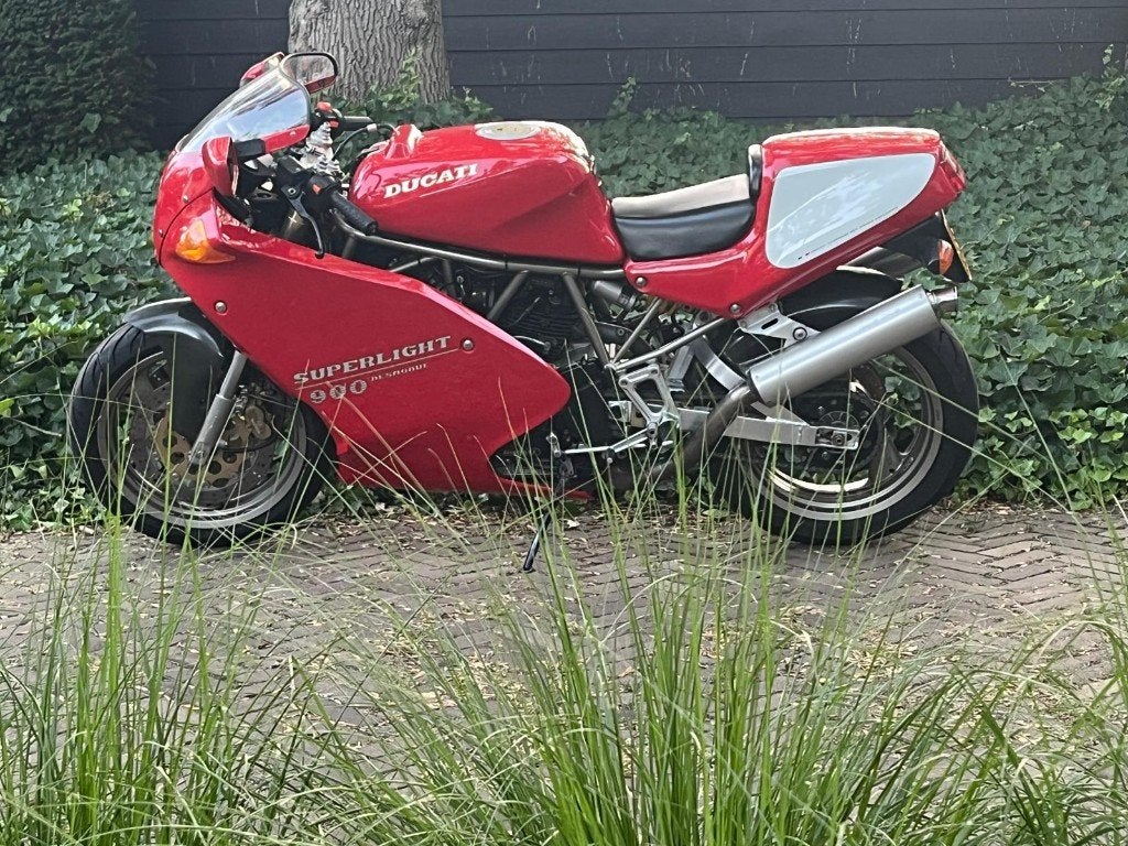 Ducati 900 SL