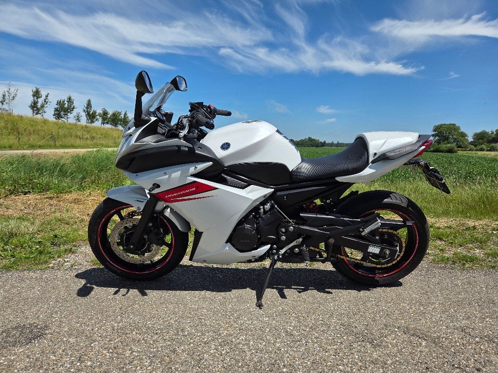 Yamaha XJ6 Diversion F