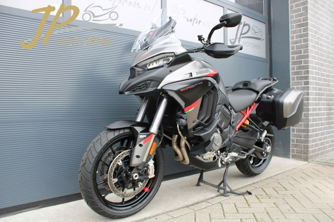 Ducati Multistrada V4S