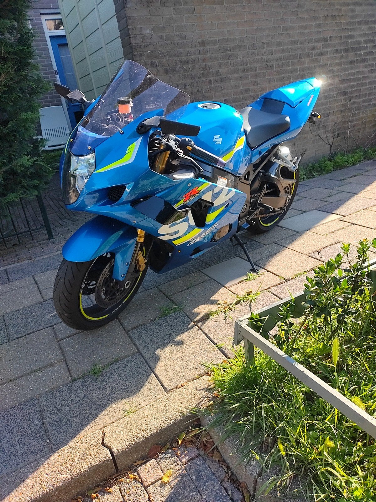 Suzuki GSX-F 1000F