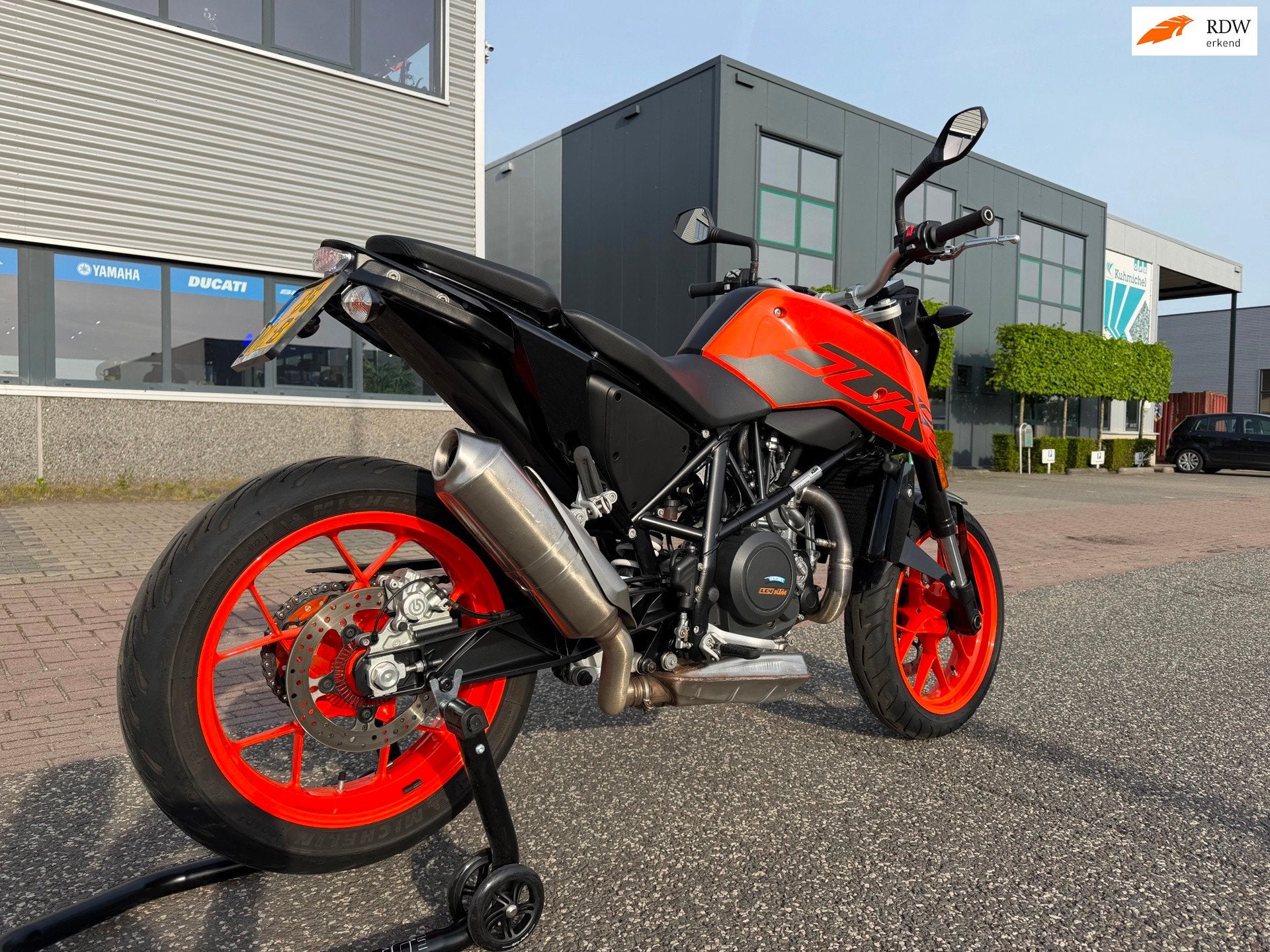 KTM 690 Duke