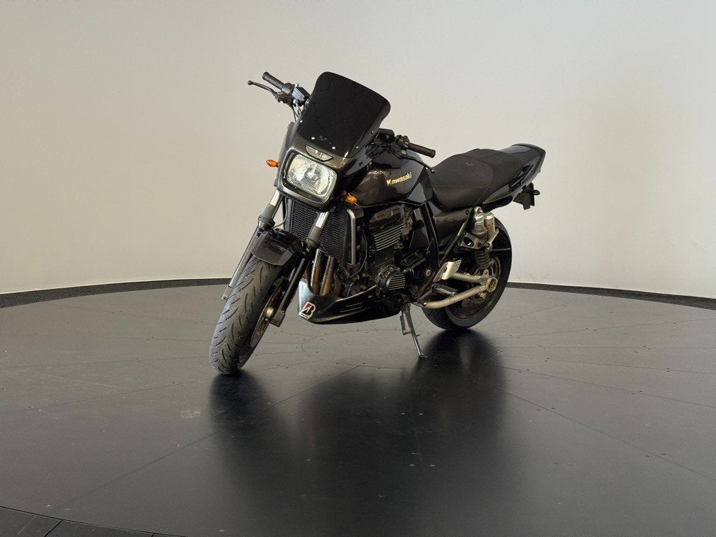 Kawasaki ZR-X 1100