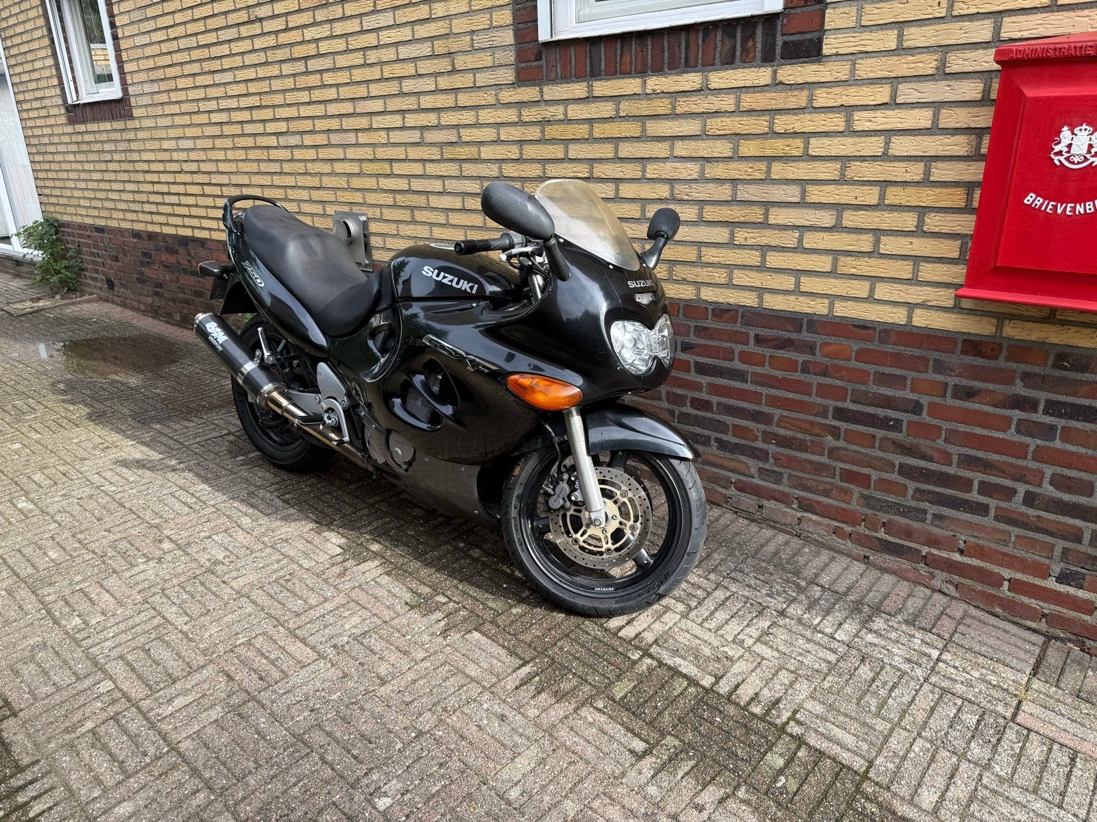 Suzuki GSX 750F