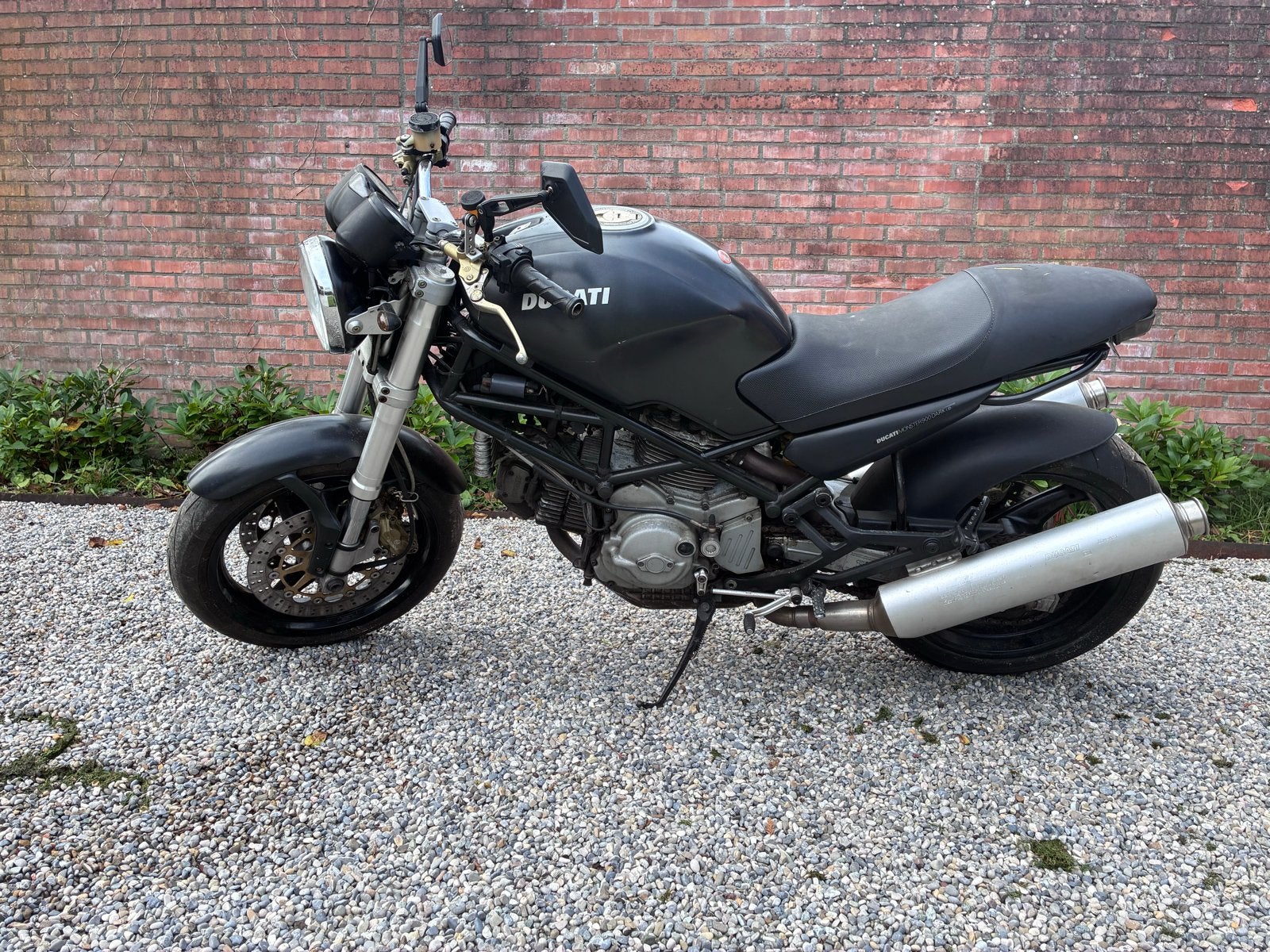 Ducati M 900 Metallic