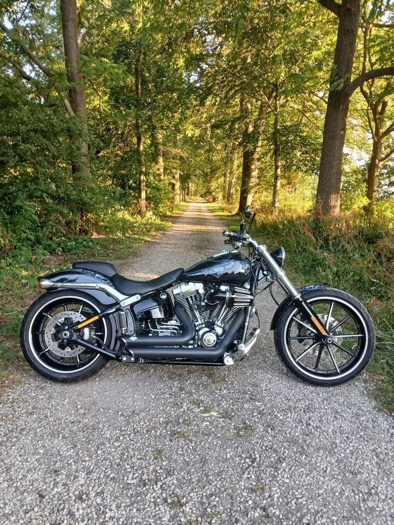 Harley-Davidson FXBR Breakout 117