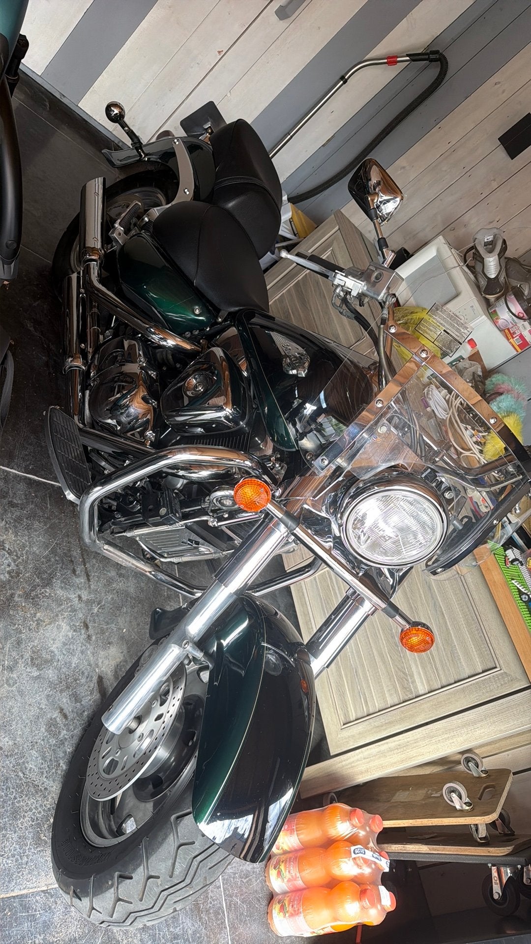 Suzuki Intruder LC250