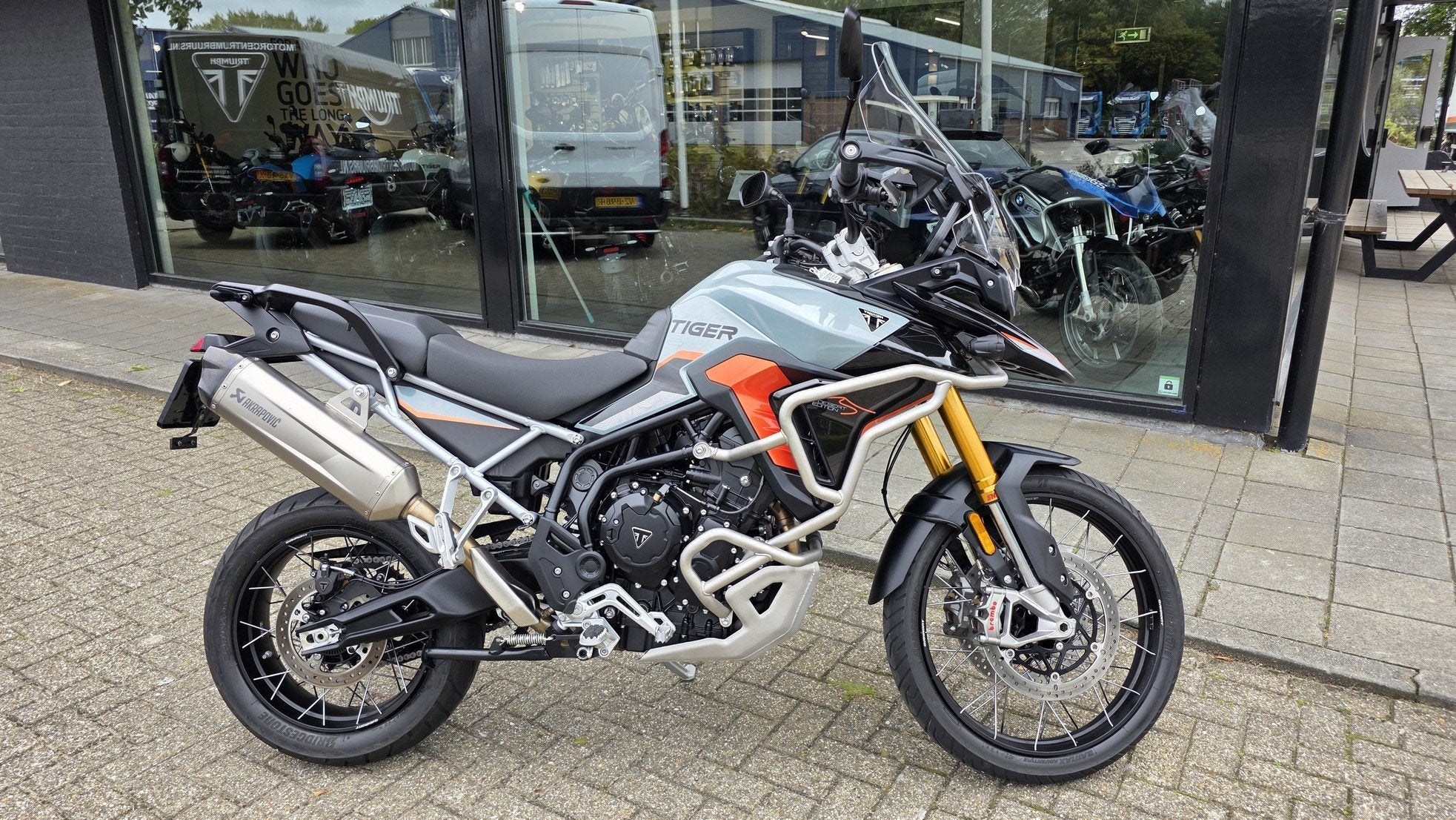 Triumph Tiger 900