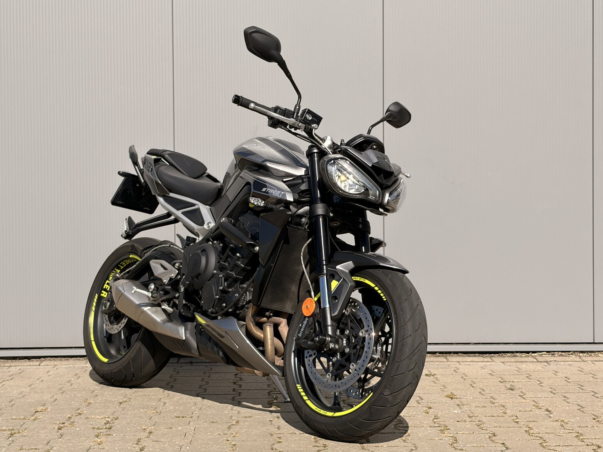 Triumph Street Triple 765R