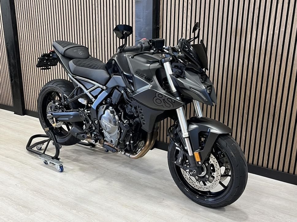 Suzuki GSX 8S