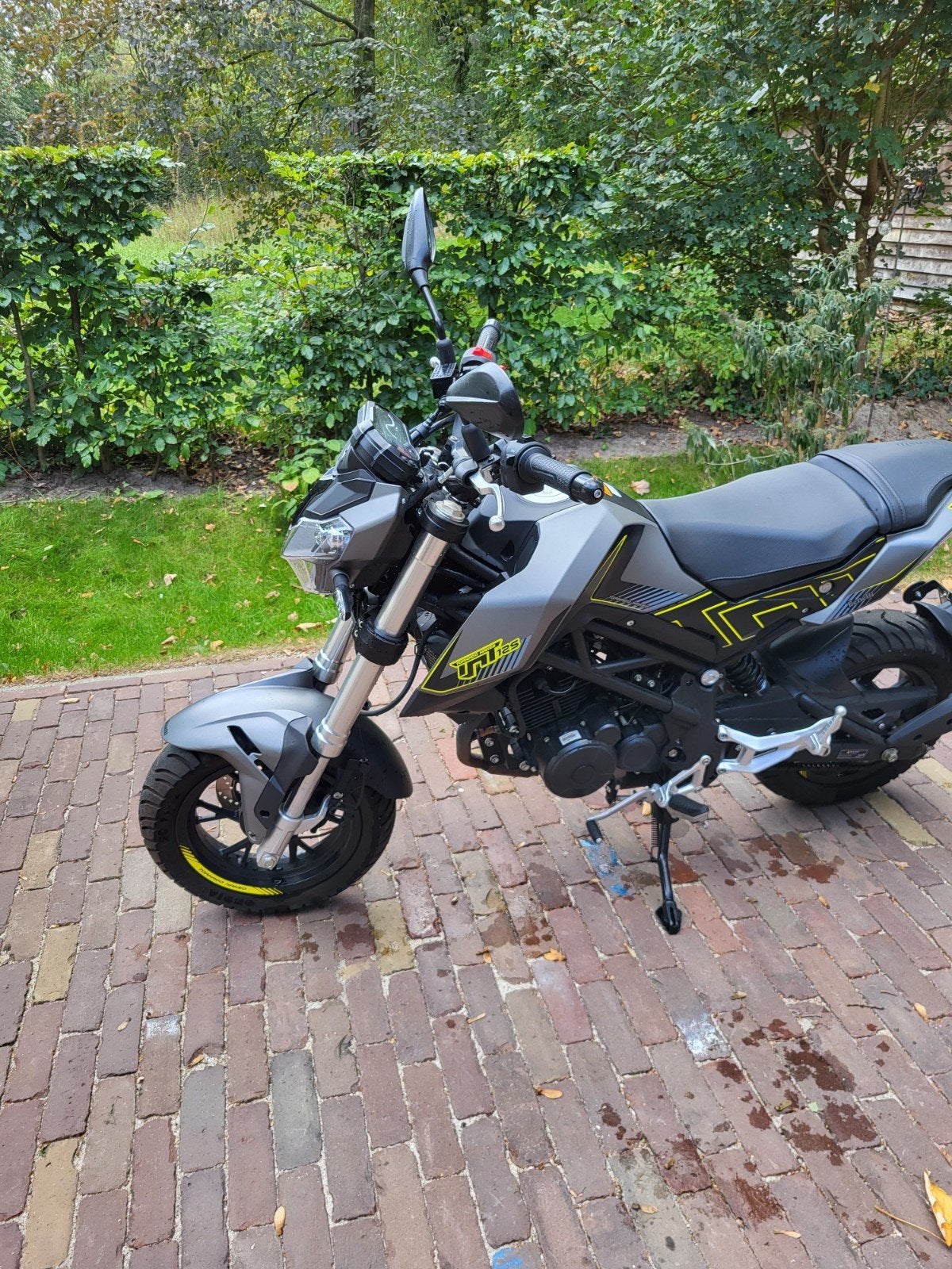 Benelli 125 BKX