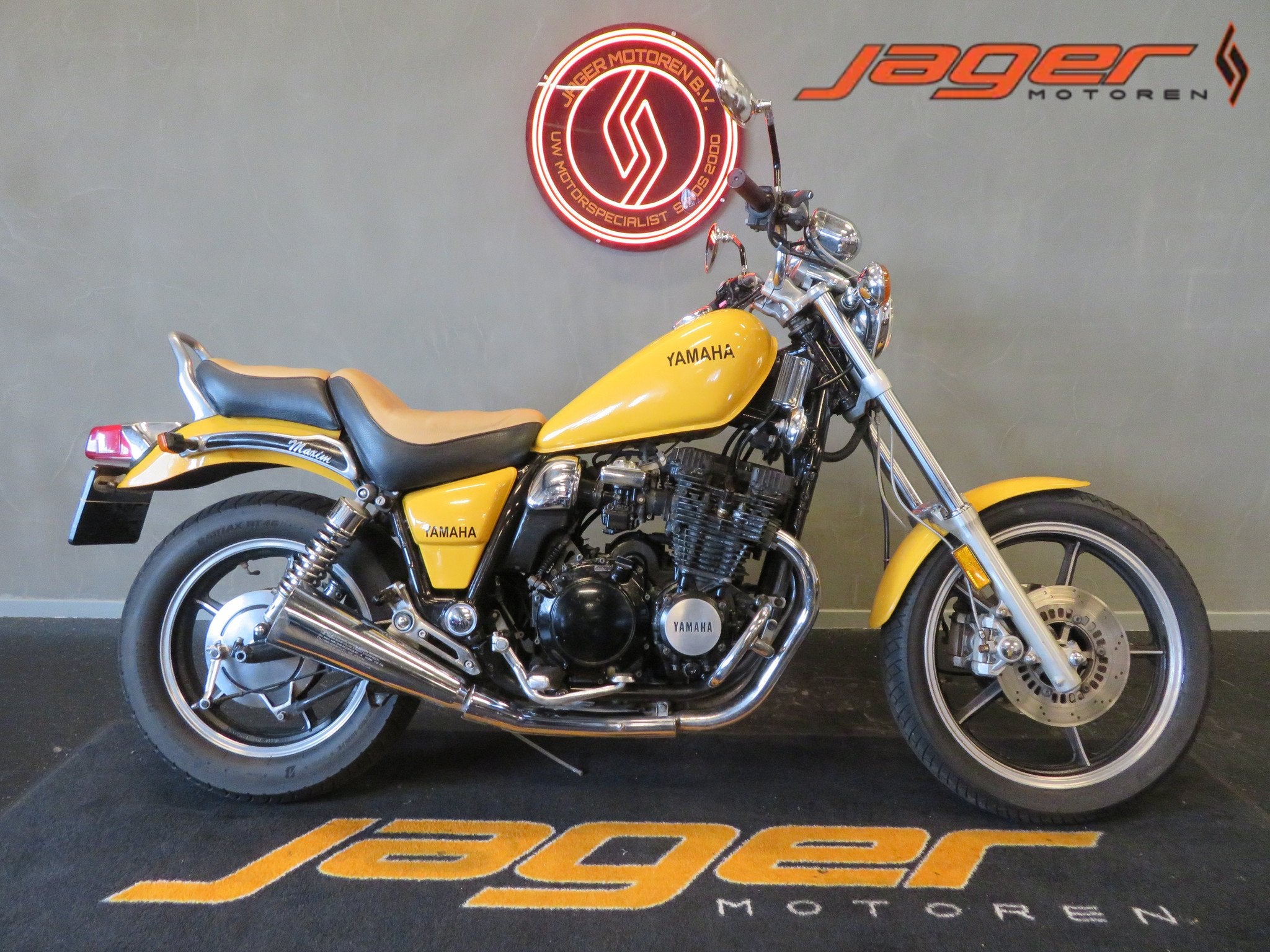 Yamaha XJ 700