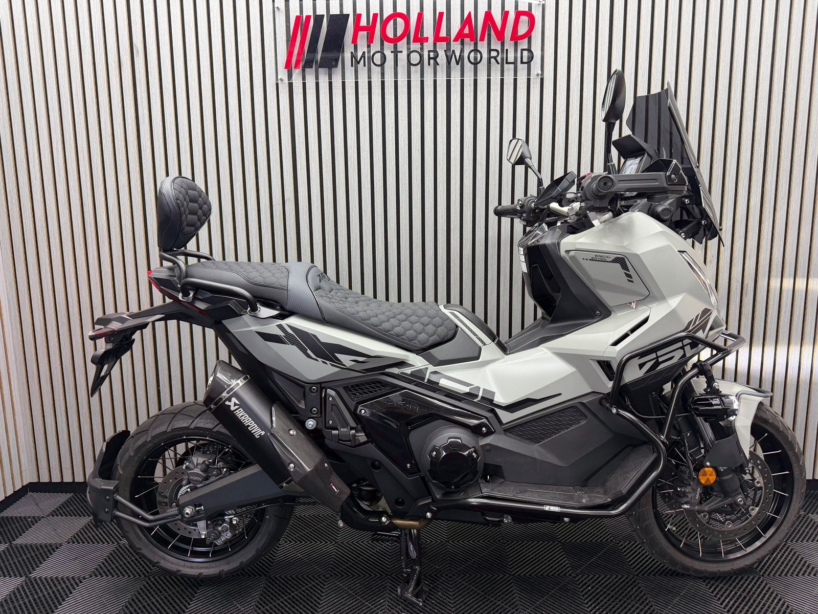 Honda X-ADV 750