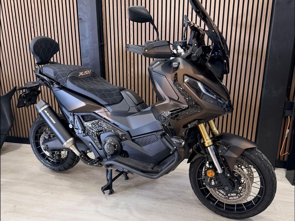 Honda X-ADV SPECIAL EDITION
