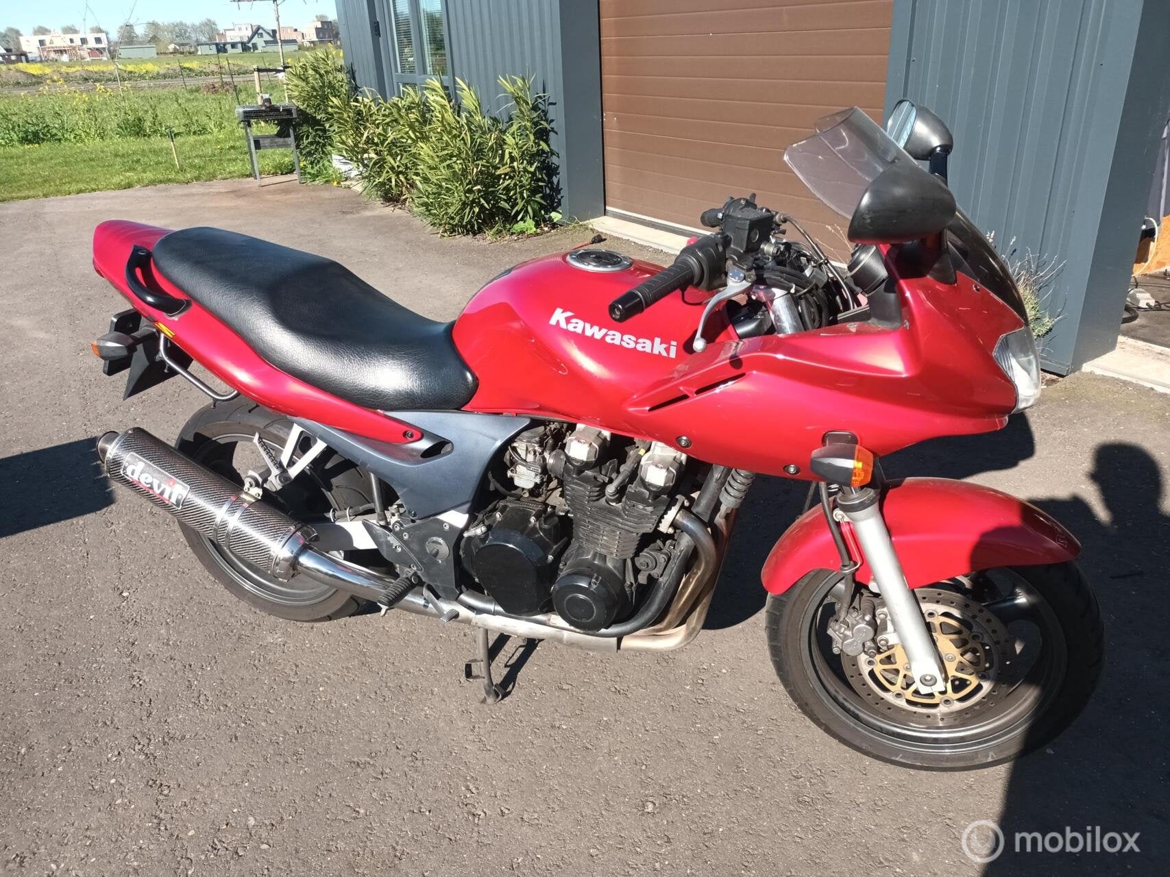 Kawasaki ZR-7S