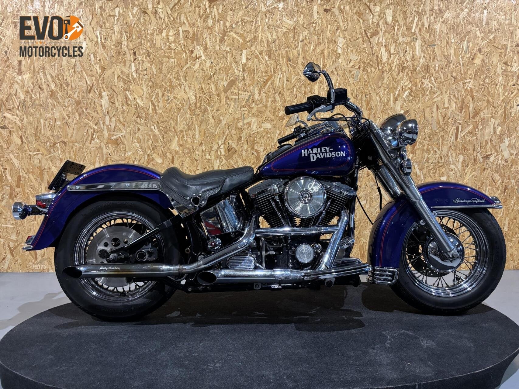 Harley-Davidson FLSTC Heritage Softail Classic
