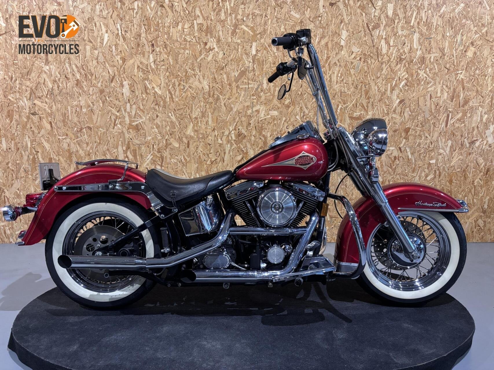 Harley-Davidson FLSTC Heritage Softail Classic