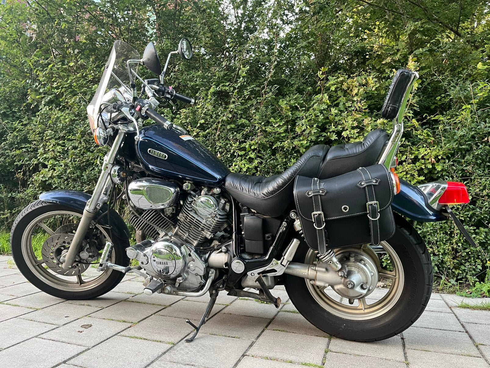 Yamaha XV 750E