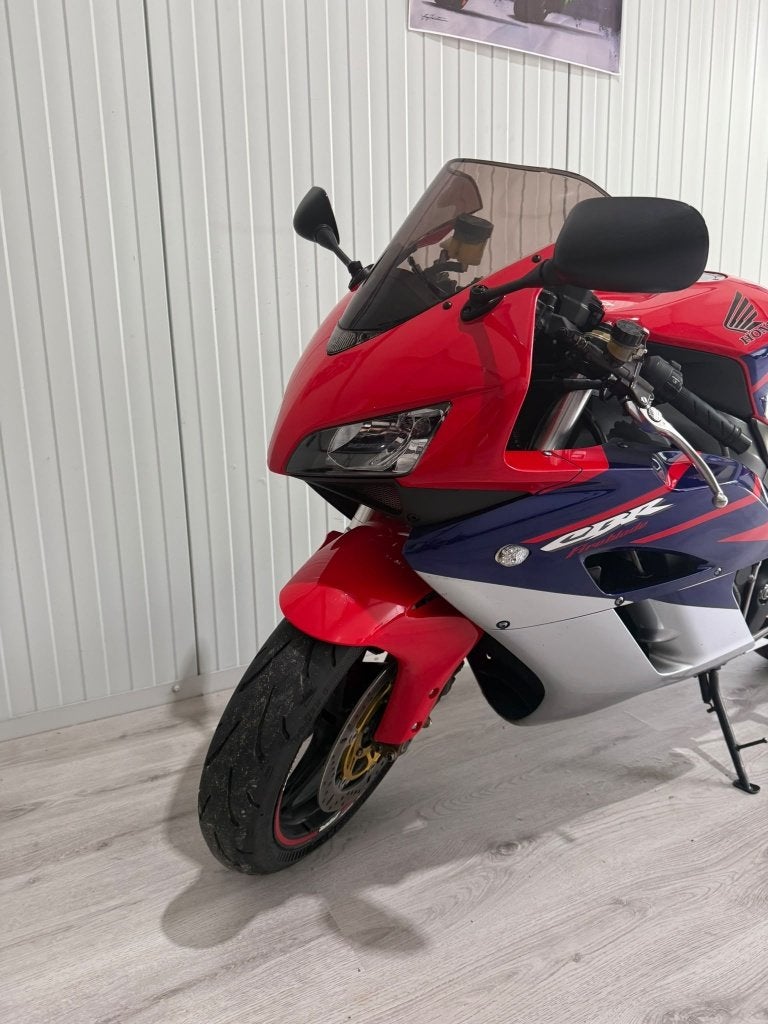 Honda CBR 1000RR Fireblade