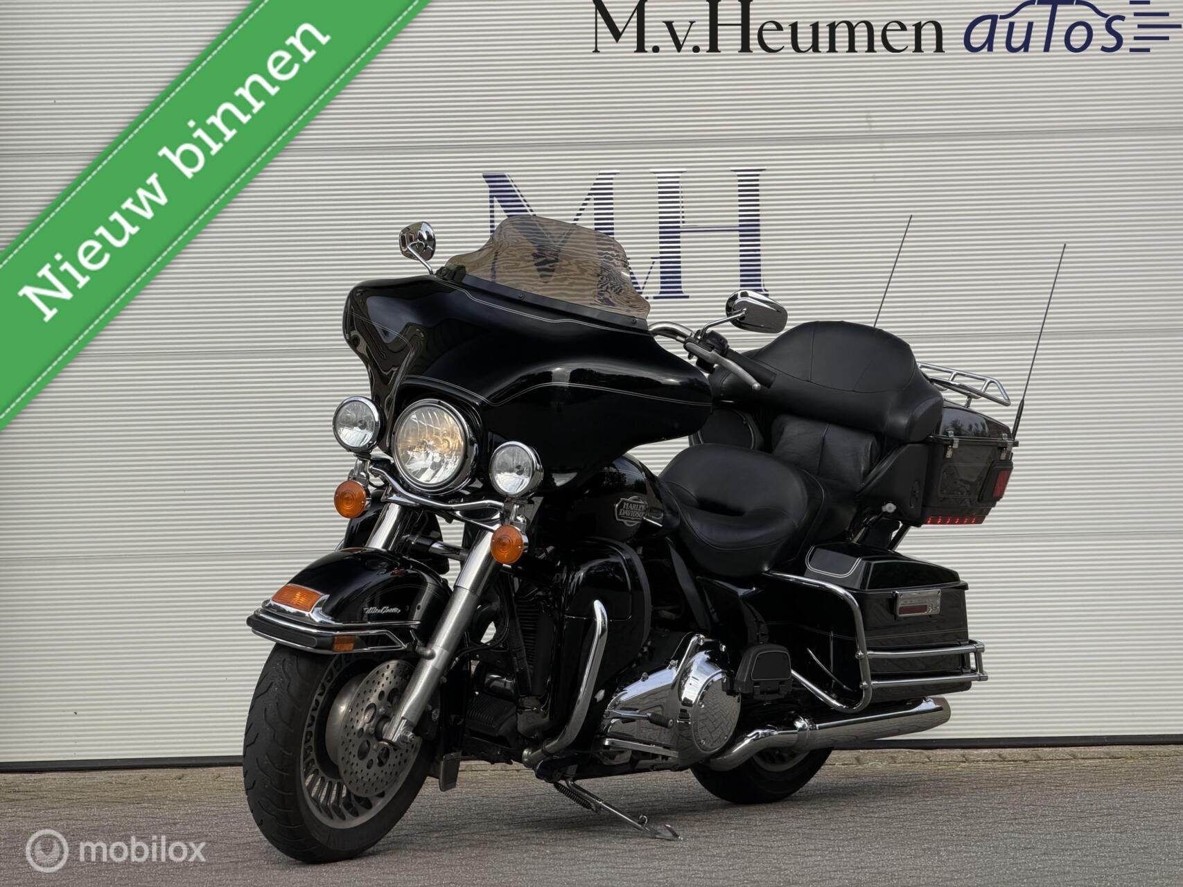 Harley-Davidson FLHTCU Electra Glide Ultra