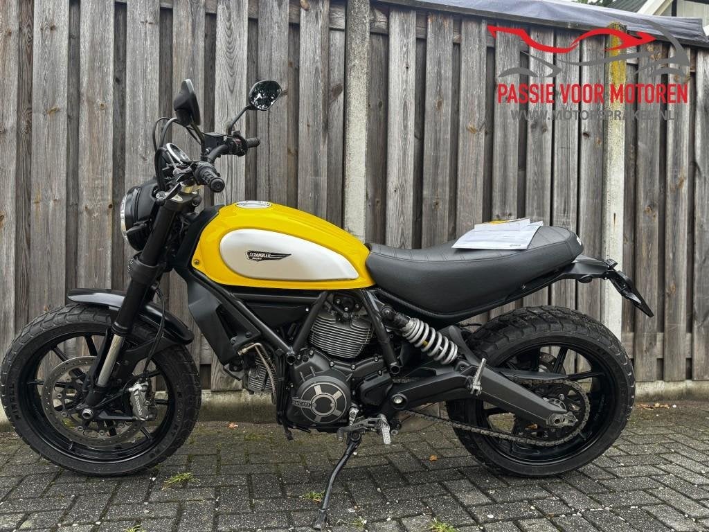 Ducati 800 Supersport