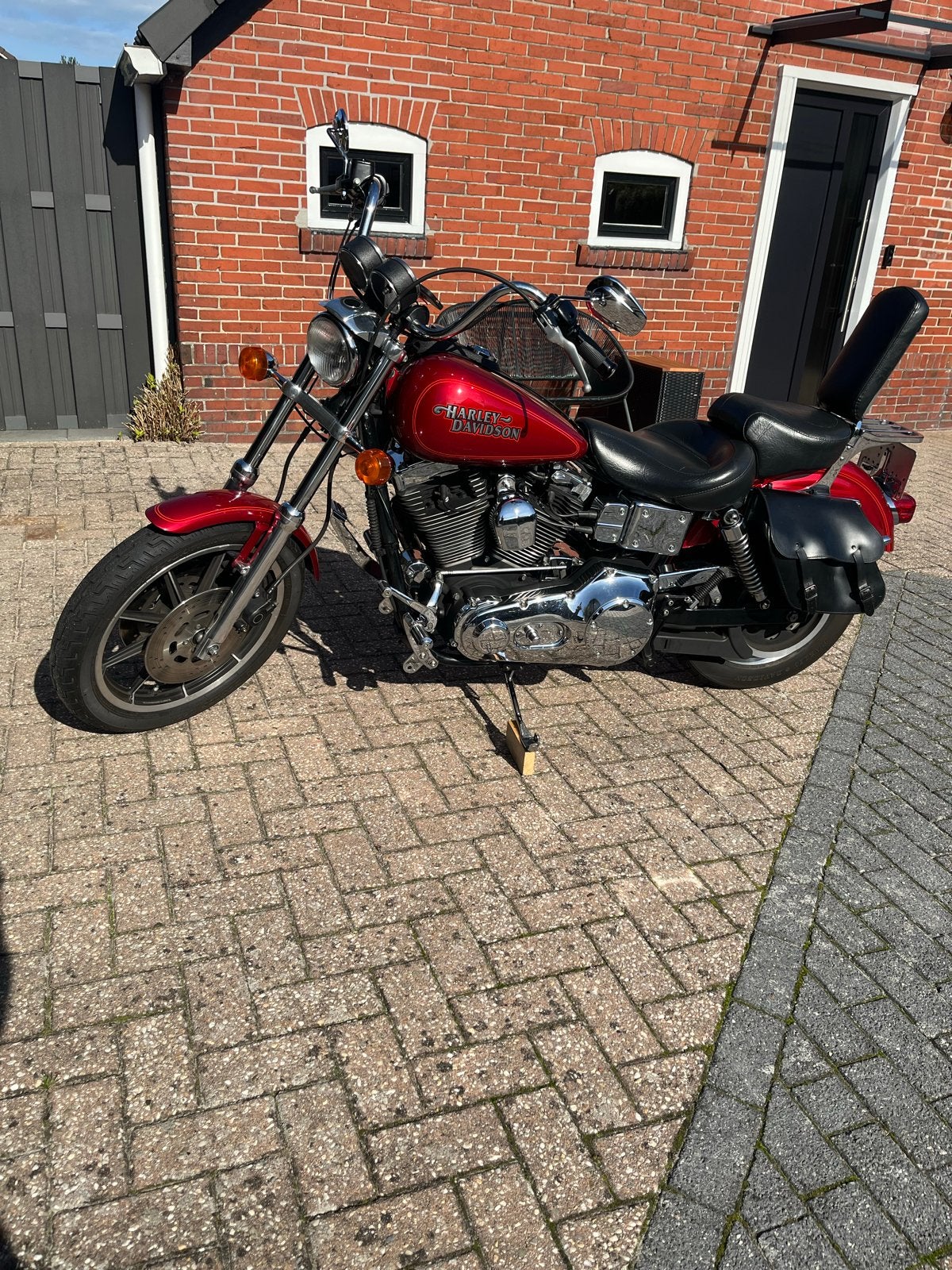 Harley-Davidson FXE 1200 Super Glide