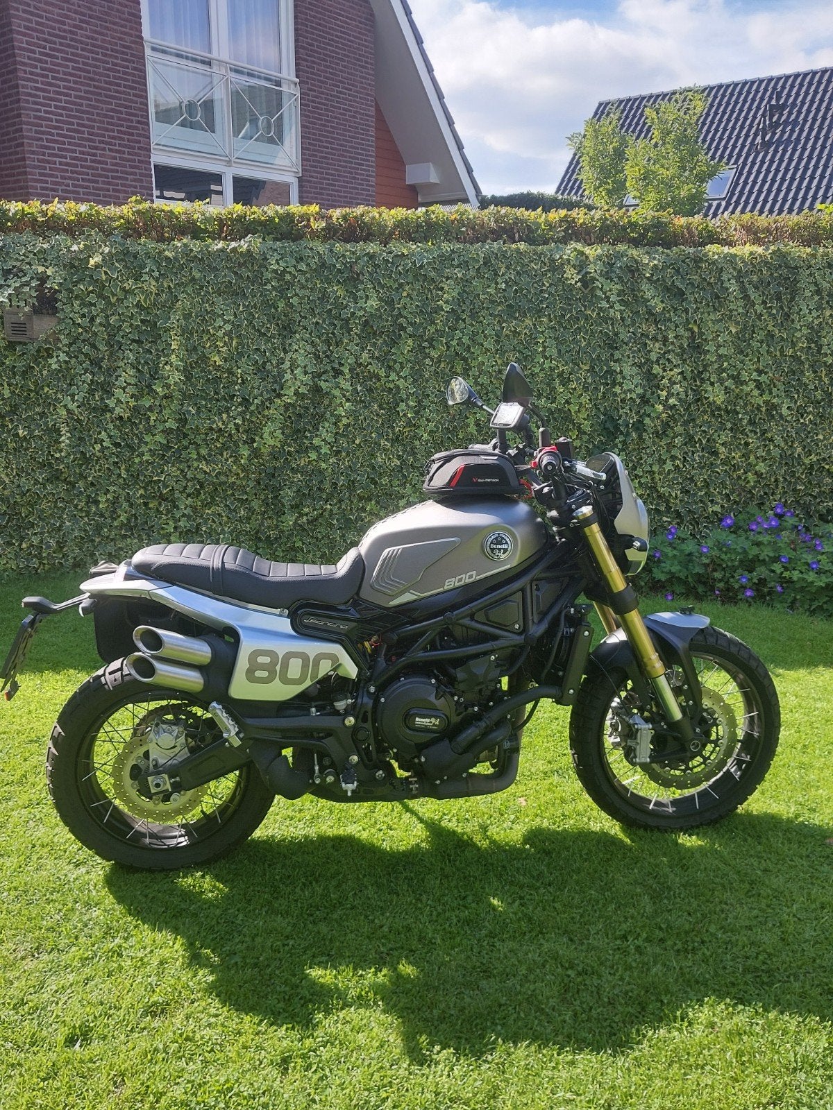 Benelli Leoncino 800 Trail