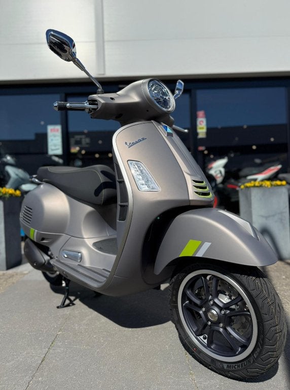 Vespa GTS 300