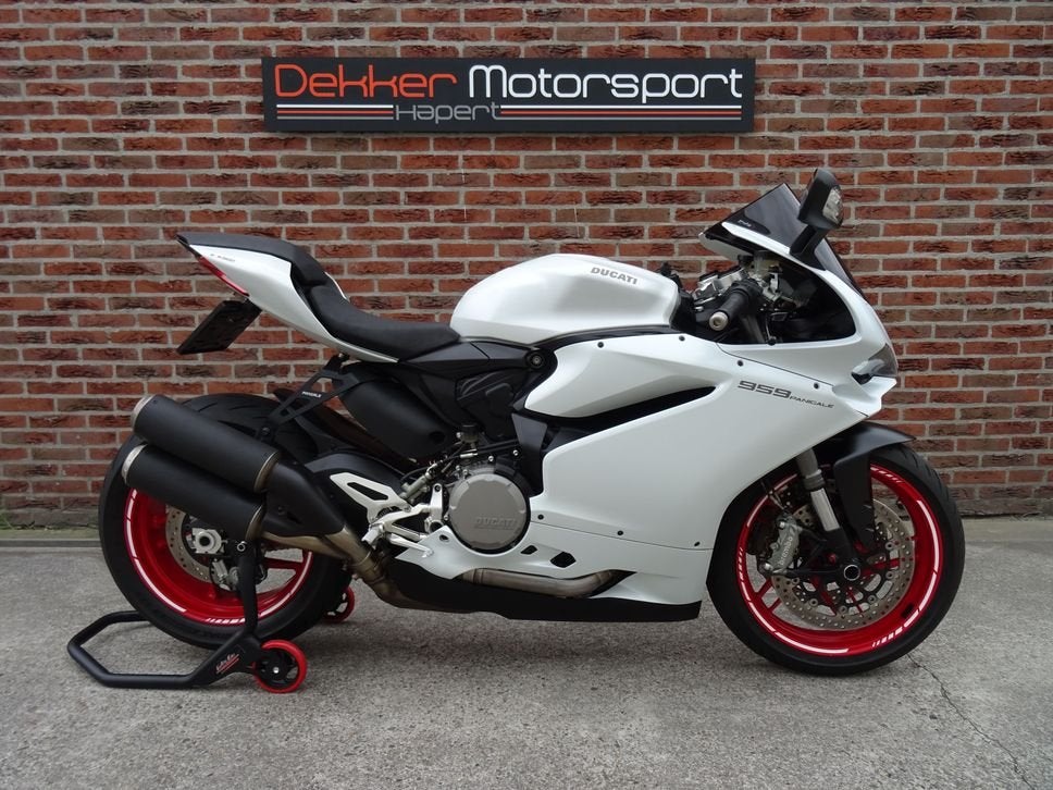 Ducati Panigale 959