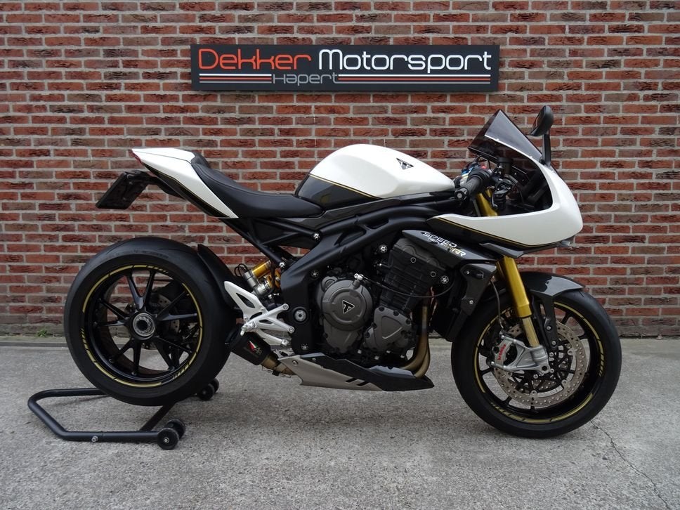 Triumph Speed Triple 1200RR
