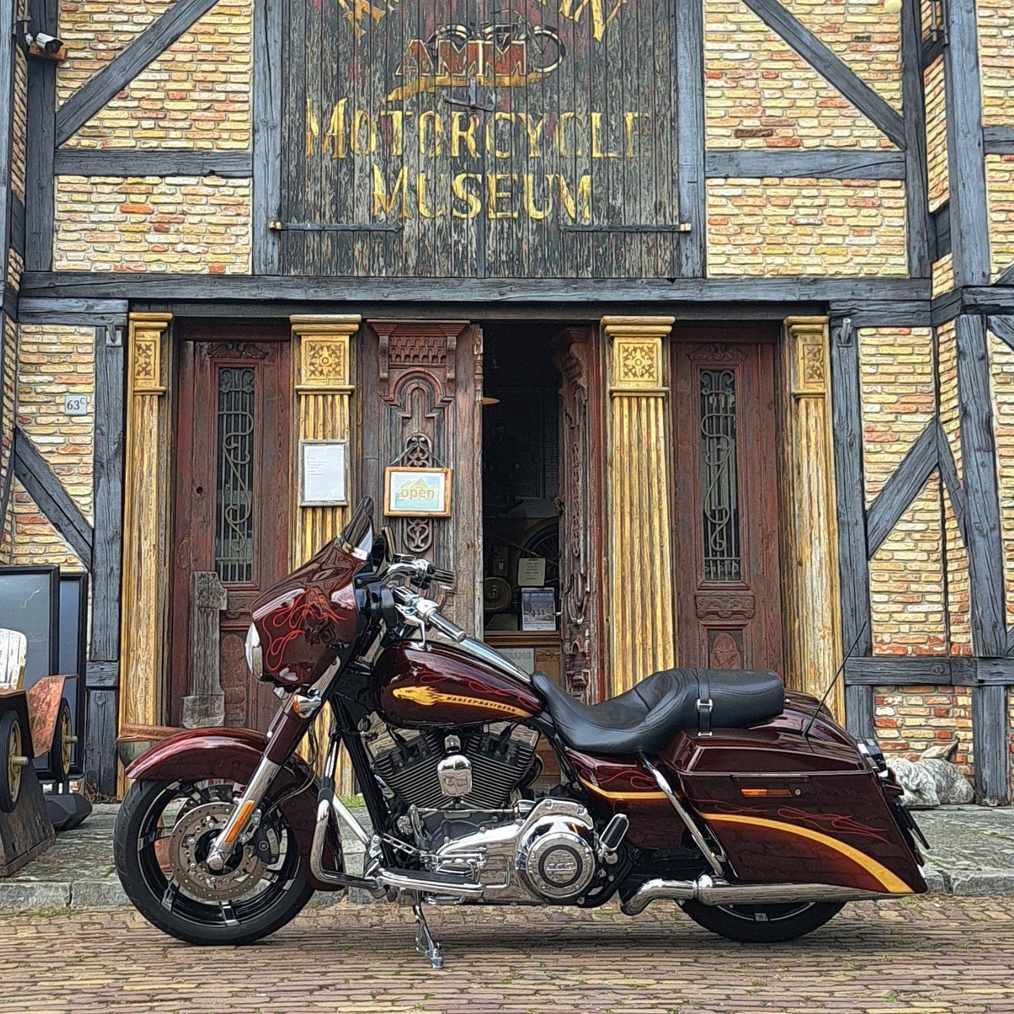 Harley-Davidson FLHXSTSE CVO Streetglide ST