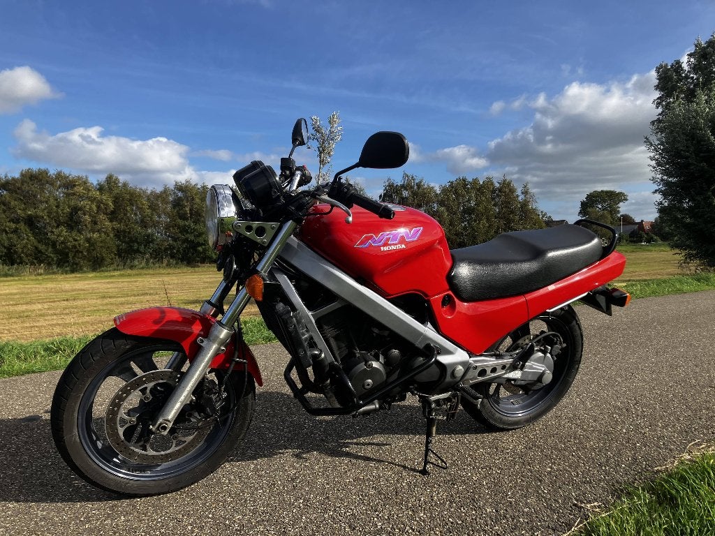 Honda NTV 650 Revere