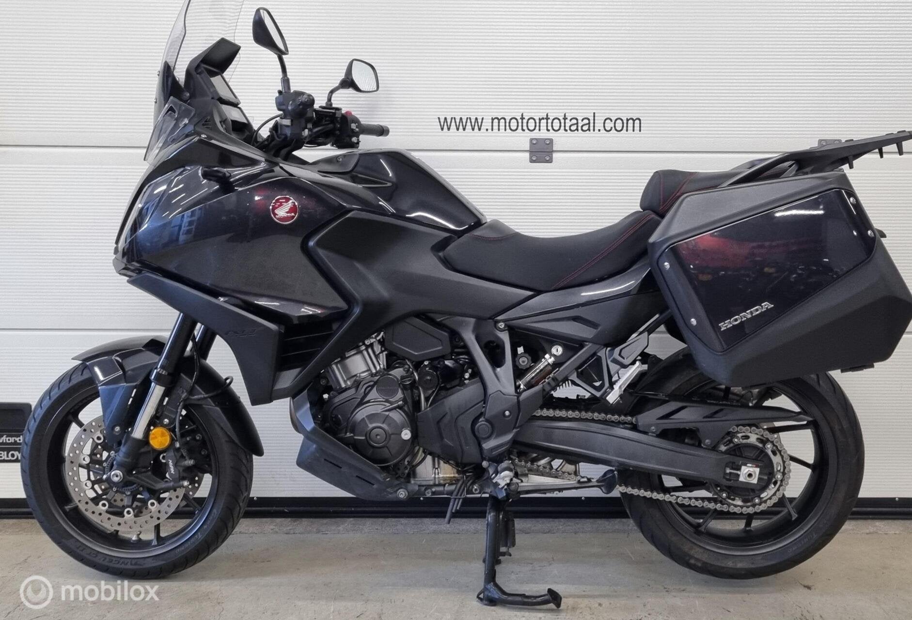 Honda NT 1100 DCT