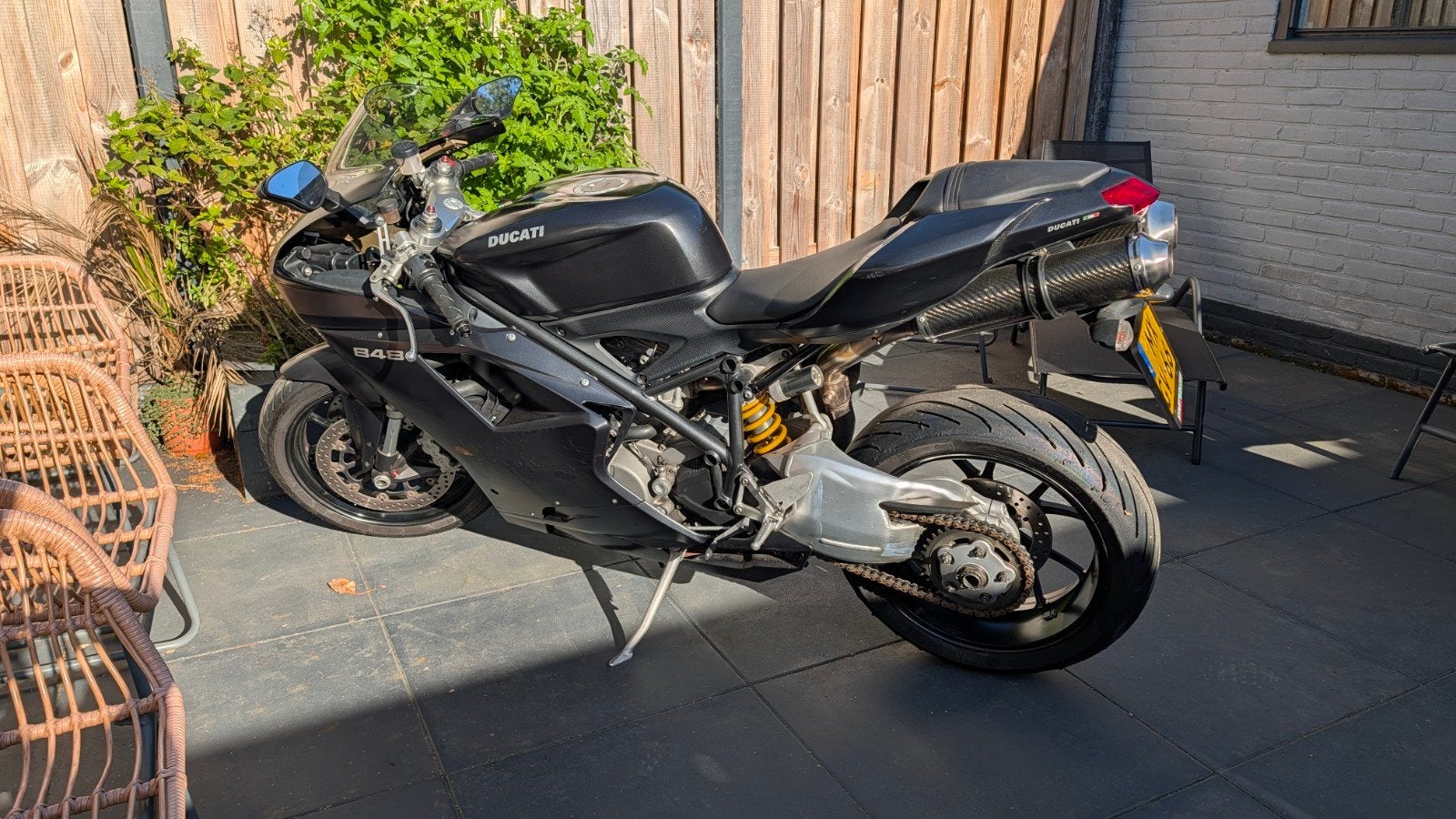 Ducati 848